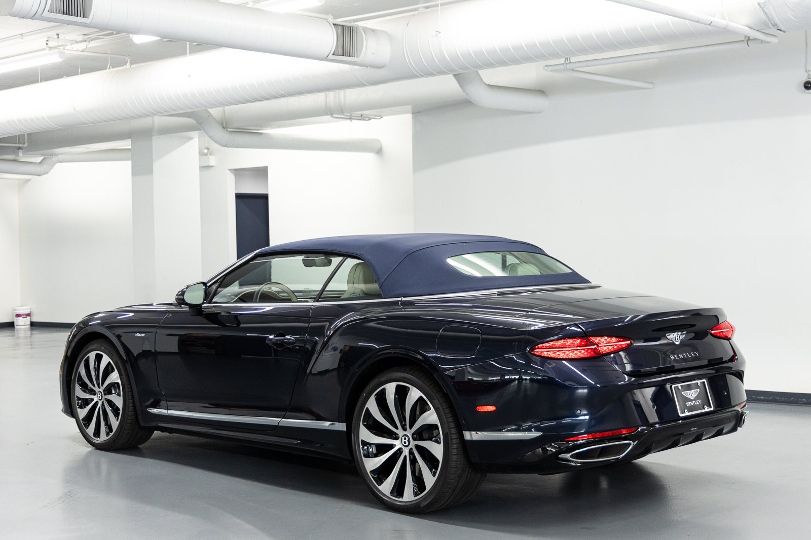 New 2026 Bentley Continental GTC AWD/4WD image 10