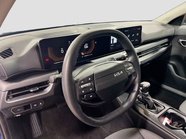 Certified 2025 Kia K4 LXS image 9
