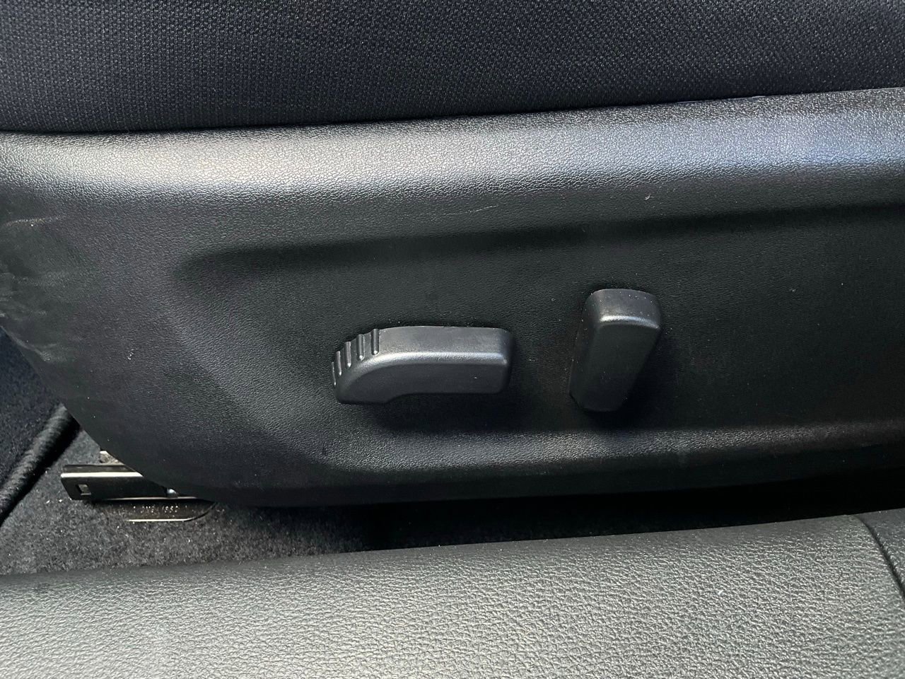 Used 2025 Nissan Altima 2.5 SV image 11