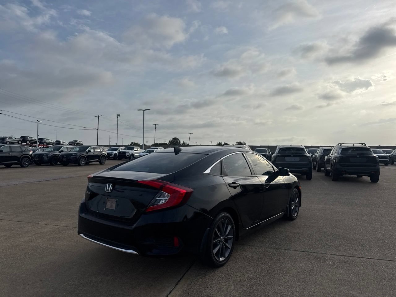 Used 2020 Honda Civic EX-L image 18