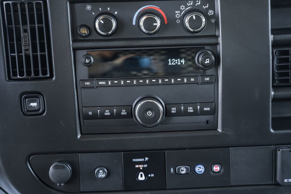 Used 2023 GMC Savana 2500 image 24