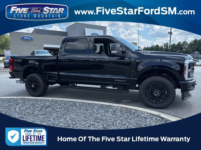 New 2025 Ford F350 Lariat w/ Black Appearance Package
