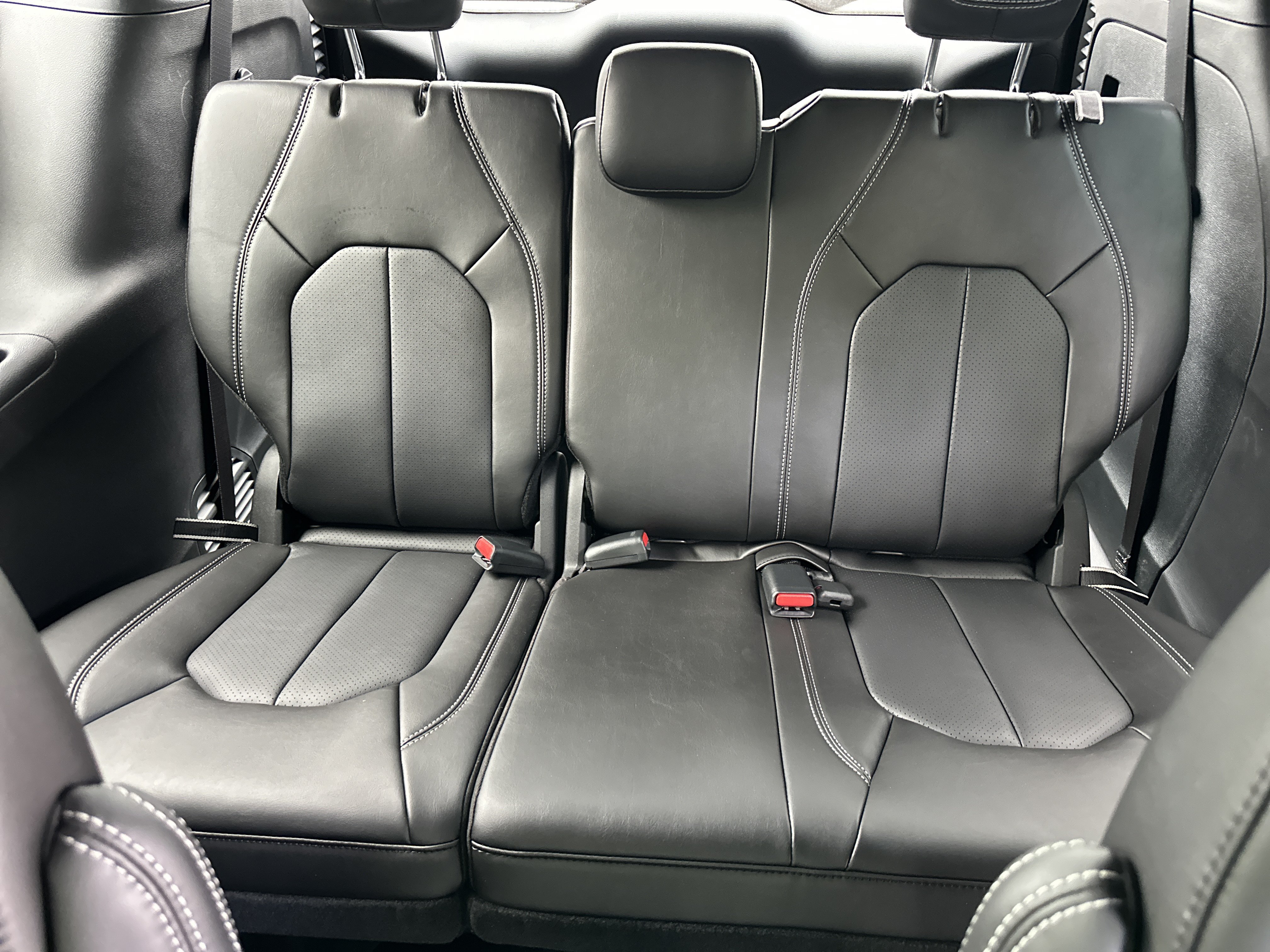 New 2027 Chrysler Pacifica Select FWD image 30