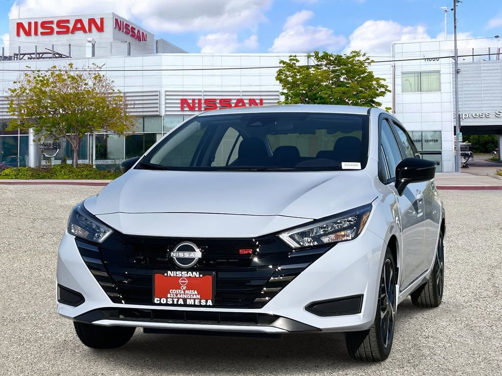 New 2025 Nissan Versa SR w/ Trunk Package image 6