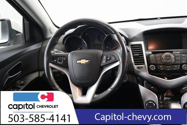 Used 2016 Chevrolet Cruze LTZ w/ Sun, Sound and Sport Package FWD image 17