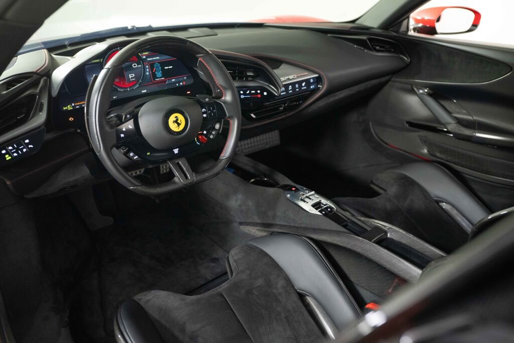 Used 2023 Ferrari SF90 Stradale image 38