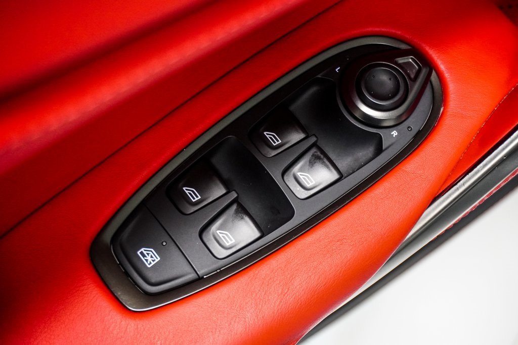 Used 2021 Aston Martin DBX image 34