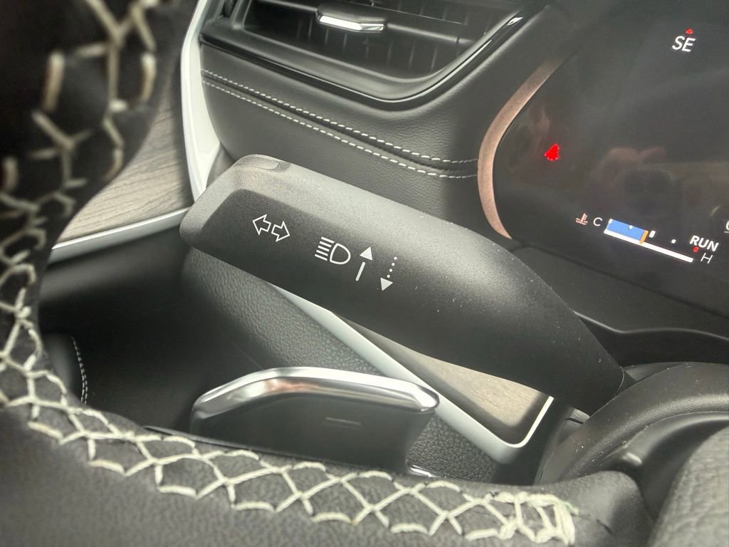 New 2026 Jeep Grand Cherokee Altitude AWD/4WD image 17