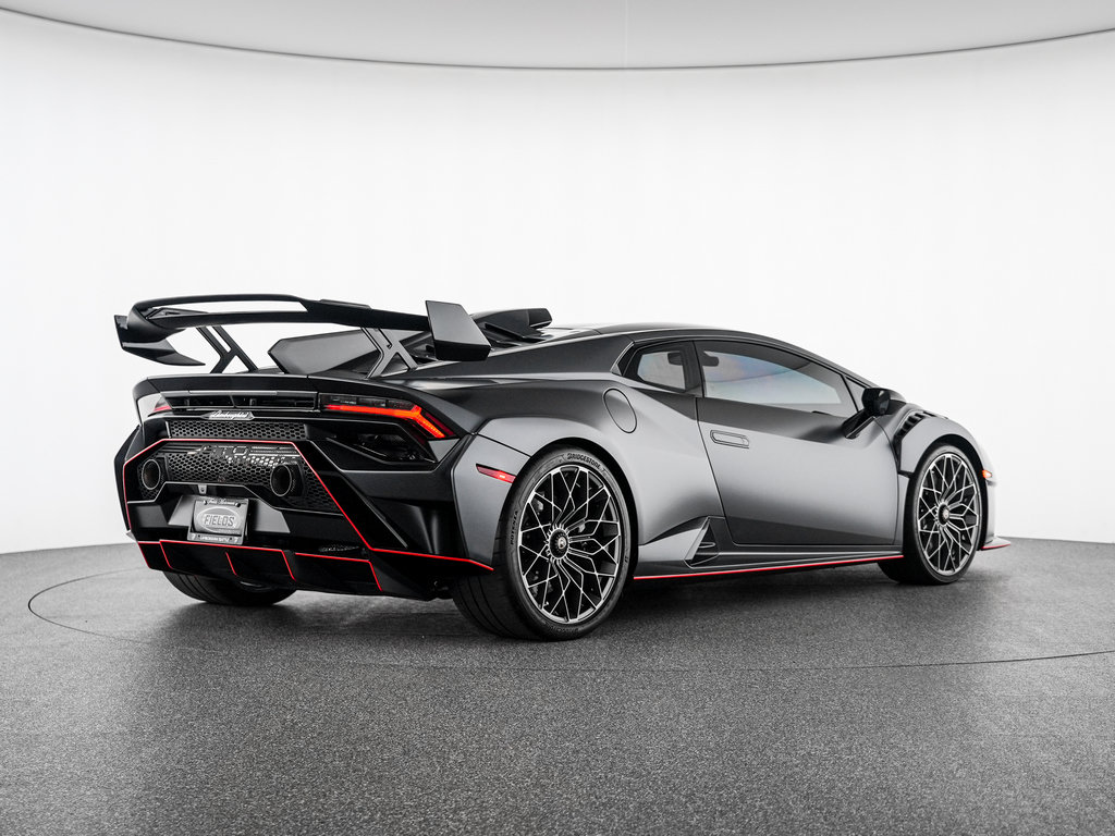 Used 2023 Lamborghini Huracan STO RWD image 6