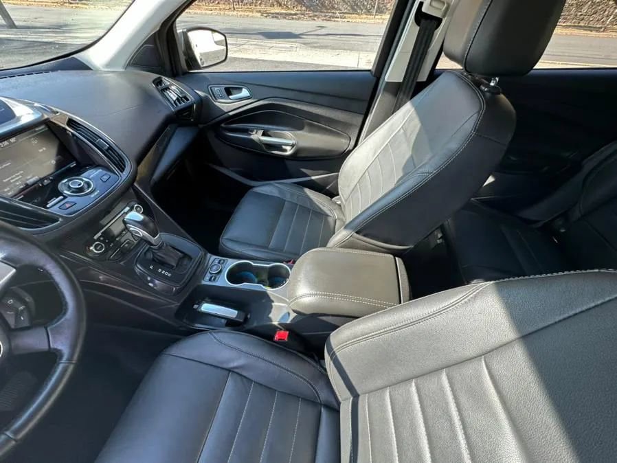 Used 2014 Ford Escape Titanium image 16