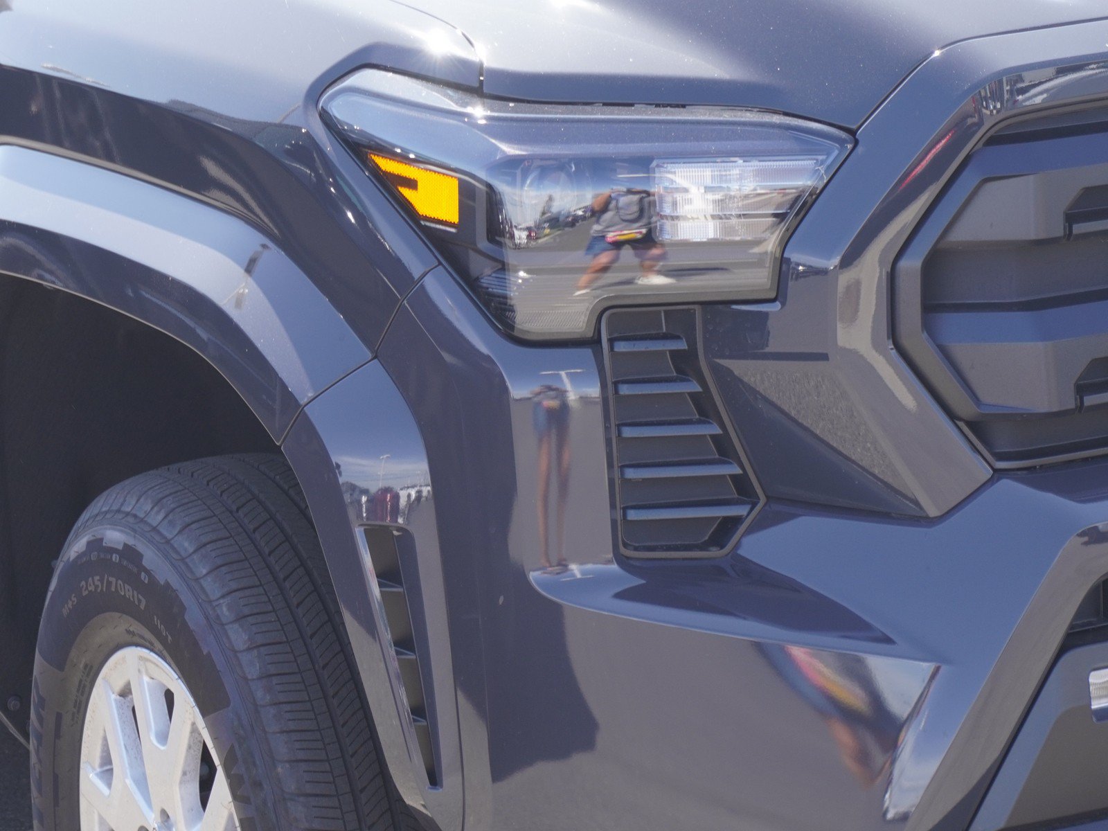 New 2026 Toyota Tacoma SR5 AWD/4WD image 3