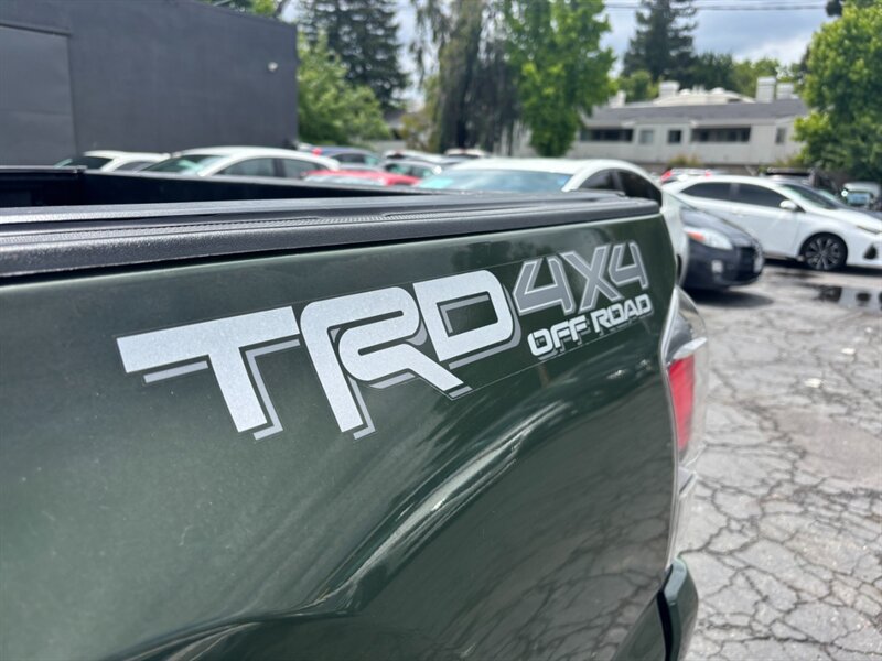 Used 2021 Toyota Tacoma TRD Off-Road AWD/4WD image 15