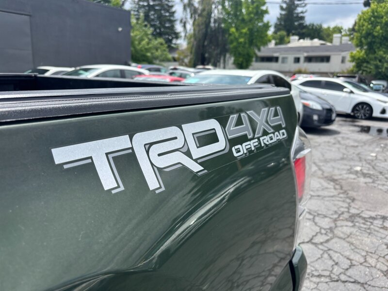 Used 2021 Toyota Tacoma TRD Off-Road AWD/4WD image 15