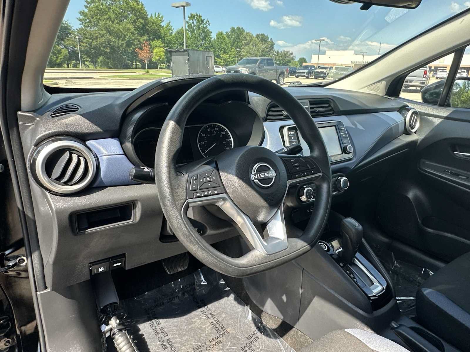 Used 2024 Nissan Versa SV FWD image 16