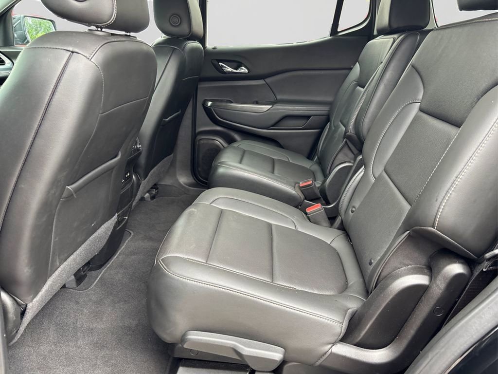 Used 2023 GMC Acadia SLT image 10
