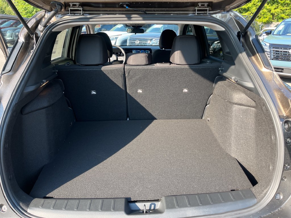 New 2027 Nissan Kicks SV w/ SV Premium Package AWD/4WD image 19