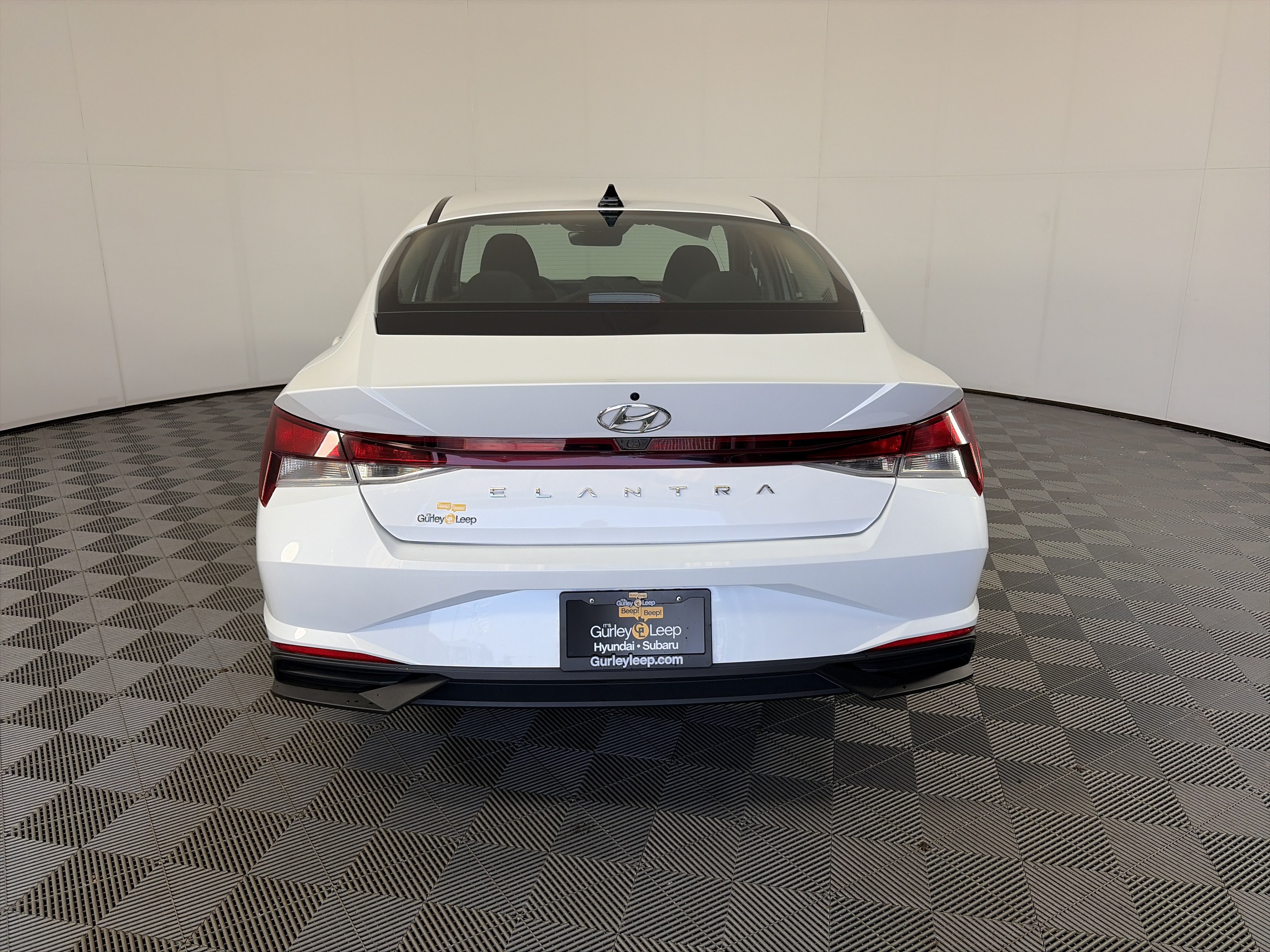 Certified 2022 Hyundai Elantra SEL FWD image 9