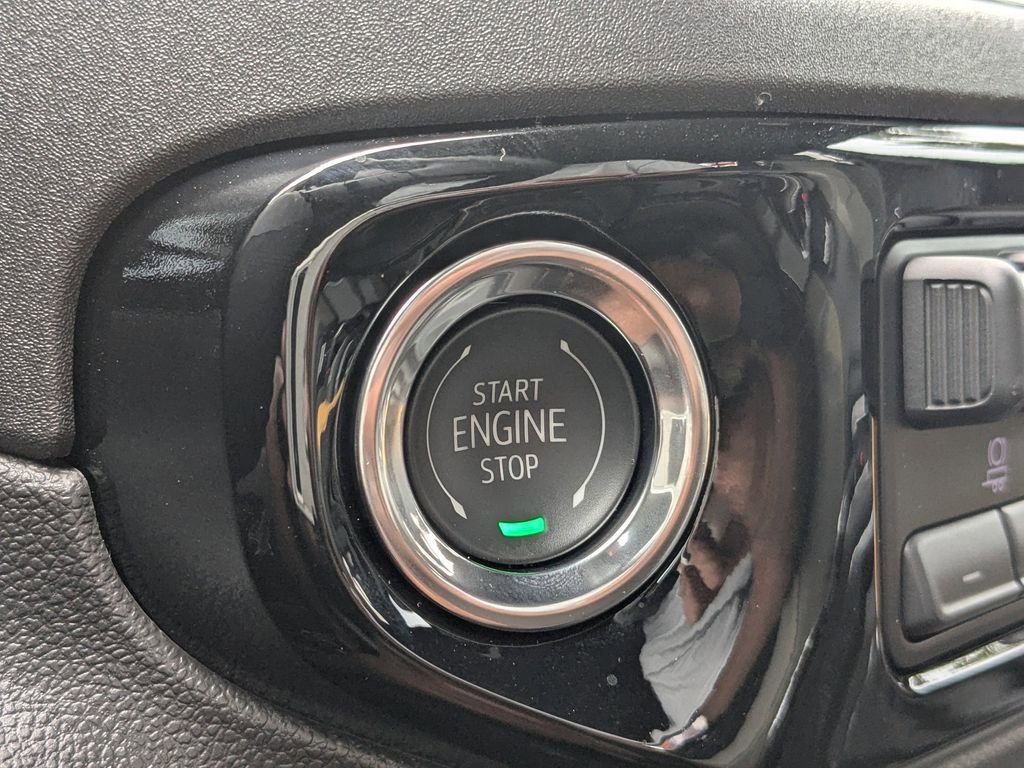 New 2025 Chevrolet Silverado 1500 ZR2 w/ Technology Package image 30