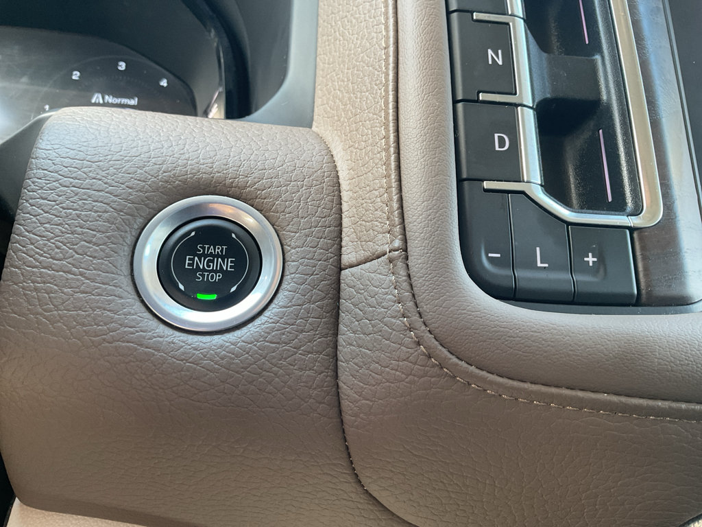 Used 2024 GMC Yukon Denali AWD/4WD image 40