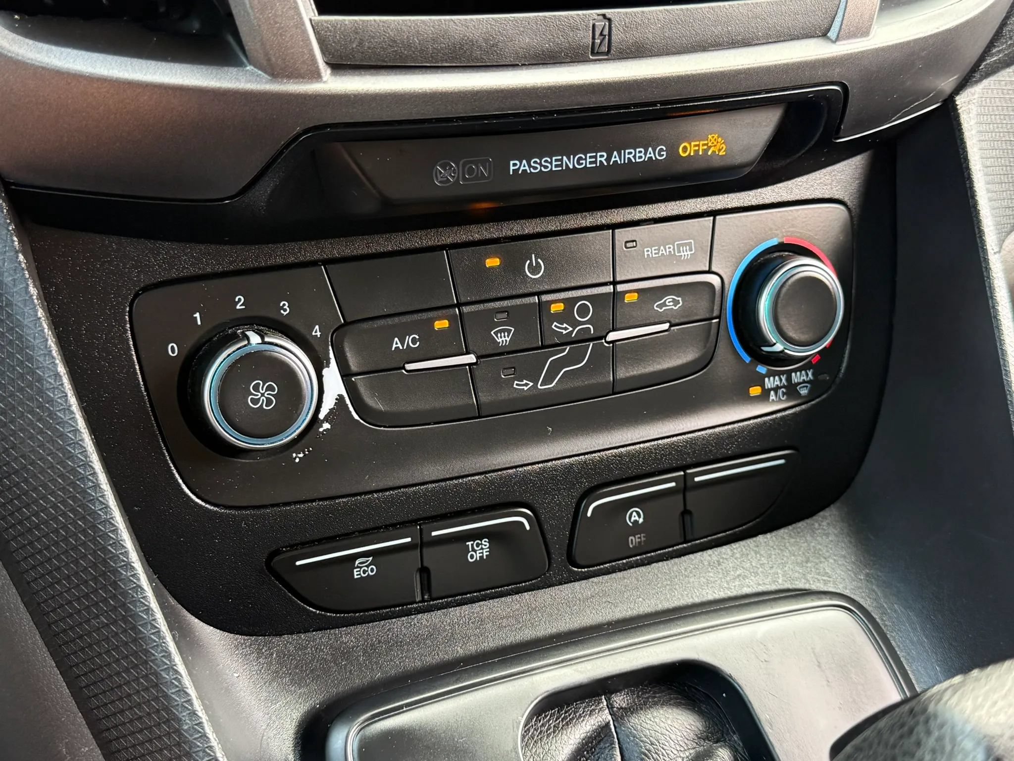 Used 2019 Ford Transit Connect XL FWD image 21