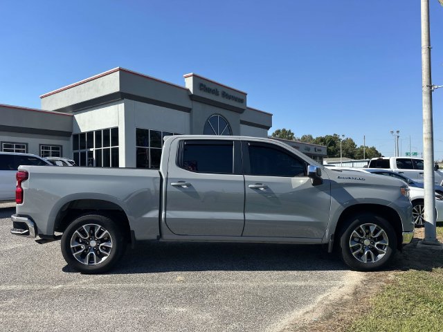 Used 2024 Chevrolet Silverado 1500 LT RWD image 15