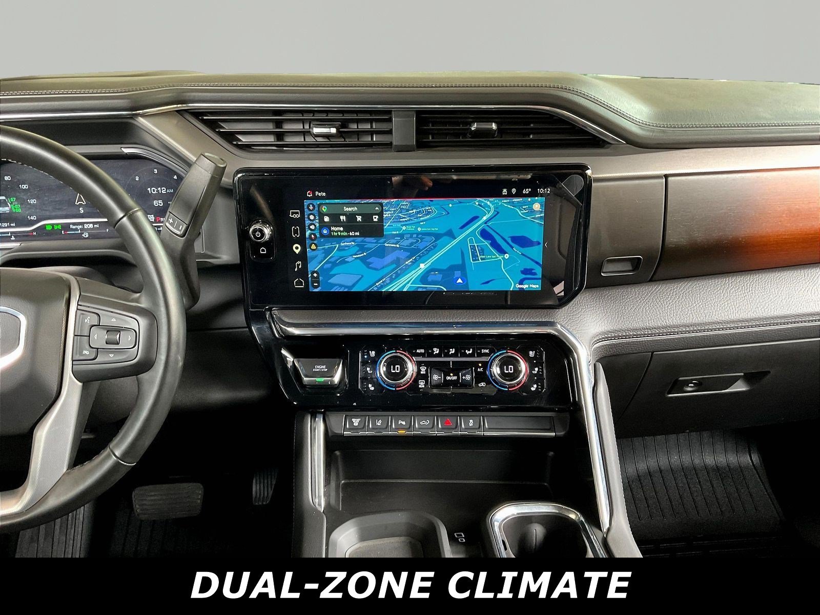 Used 2024 GMC Sierra 3500 Denali w/ Technology Package AWD/4WD image 10