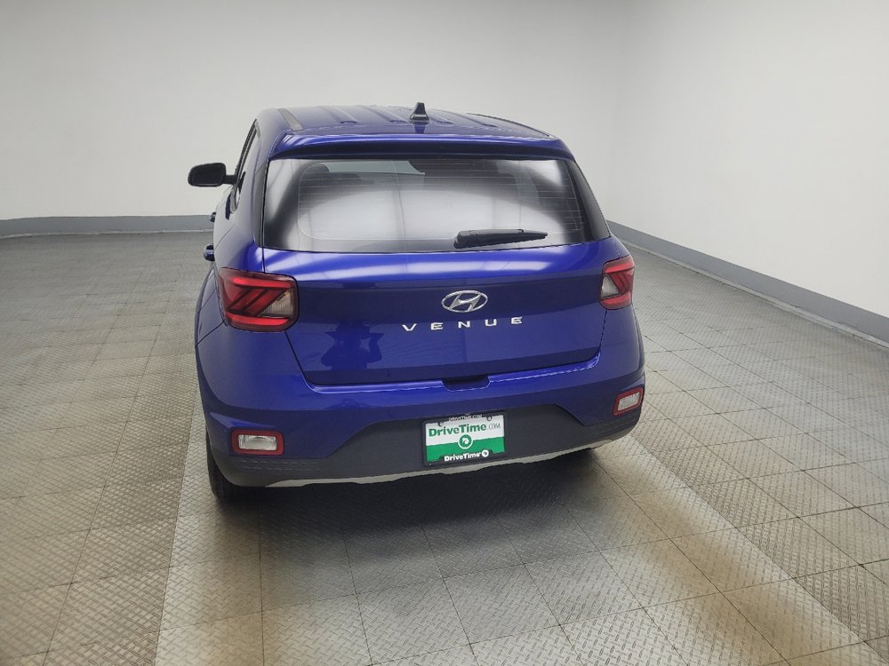 Used 2020 Hyundai Venue SE FWD image 6