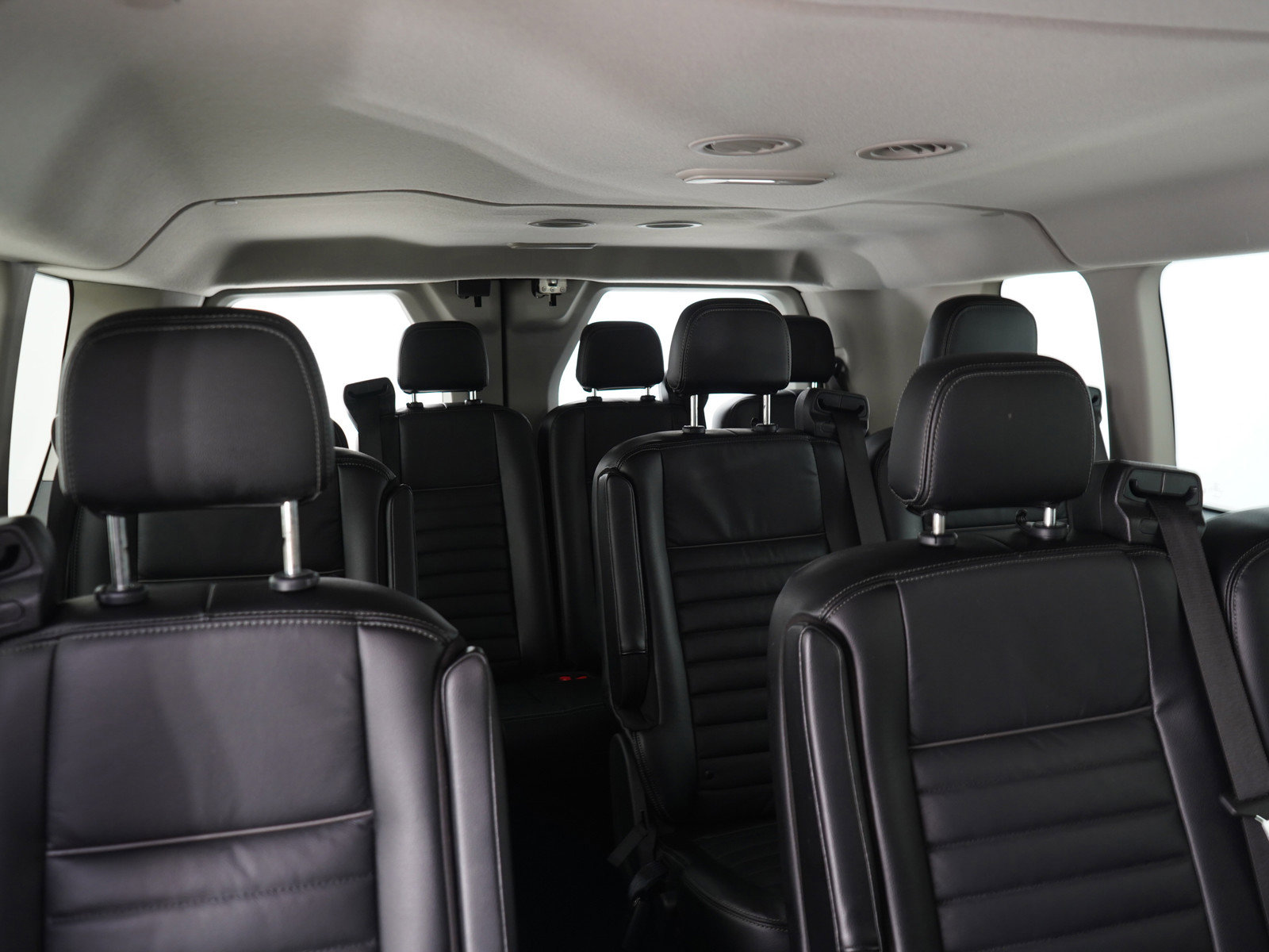 Used 2022 Ford Transit 350 XLT AWD/4WD image 13