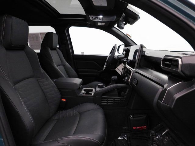 Used 2025 Toyota 4Runner TRD Off-Road Premium image 35