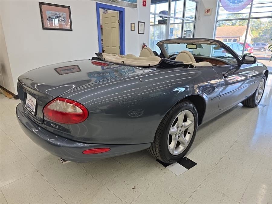 Used 2000 Jaguar XK8 Convertible image 6