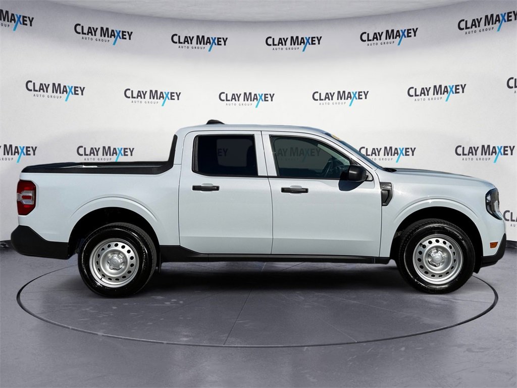 Used 2025 Ford Maverick XL image 6