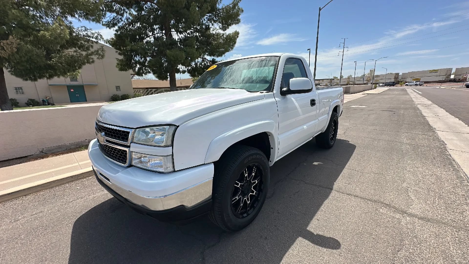 Used 2006 Chevrolet Silverado 1500 W/T w/ Skid Plate Package AWD/4WD image 9