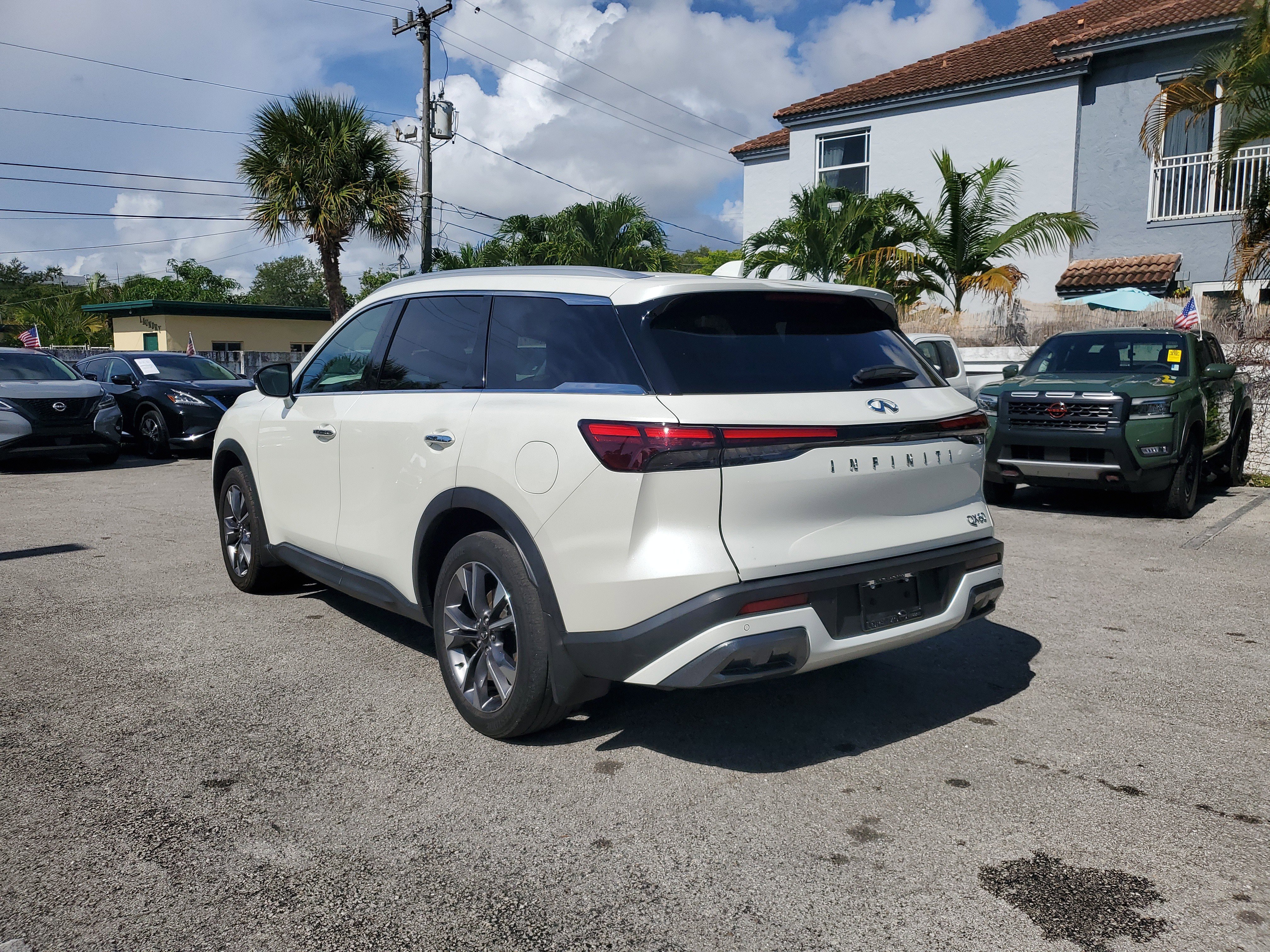 Used 2022 INFINITI QX60 Luxe image 6