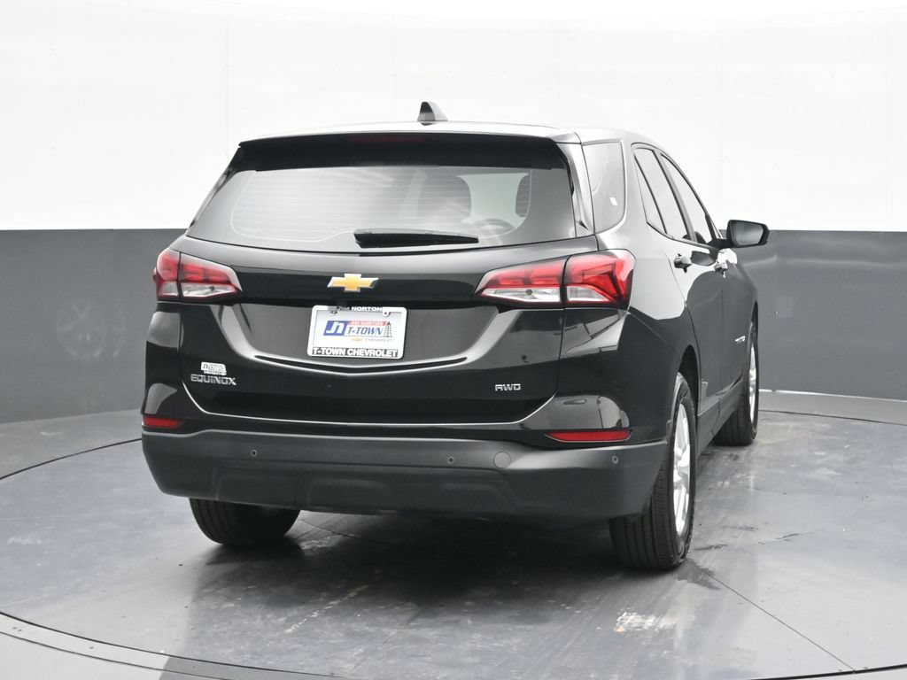 Used 2024 Chevrolet Equinox LS AWD/4WD image 8