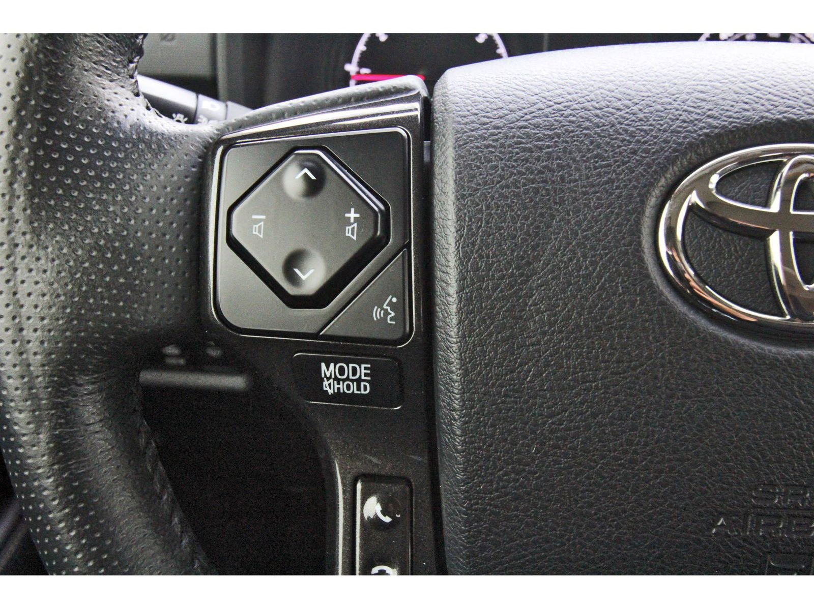 Used 2023 Toyota 4Runner 40th Anniversary SE AWD/4WD image 18