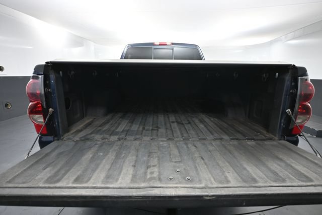 Used 2005 Chevrolet Silverado 2500 LS w/ Heavy-Duty Power Package AWD/4WD image 38