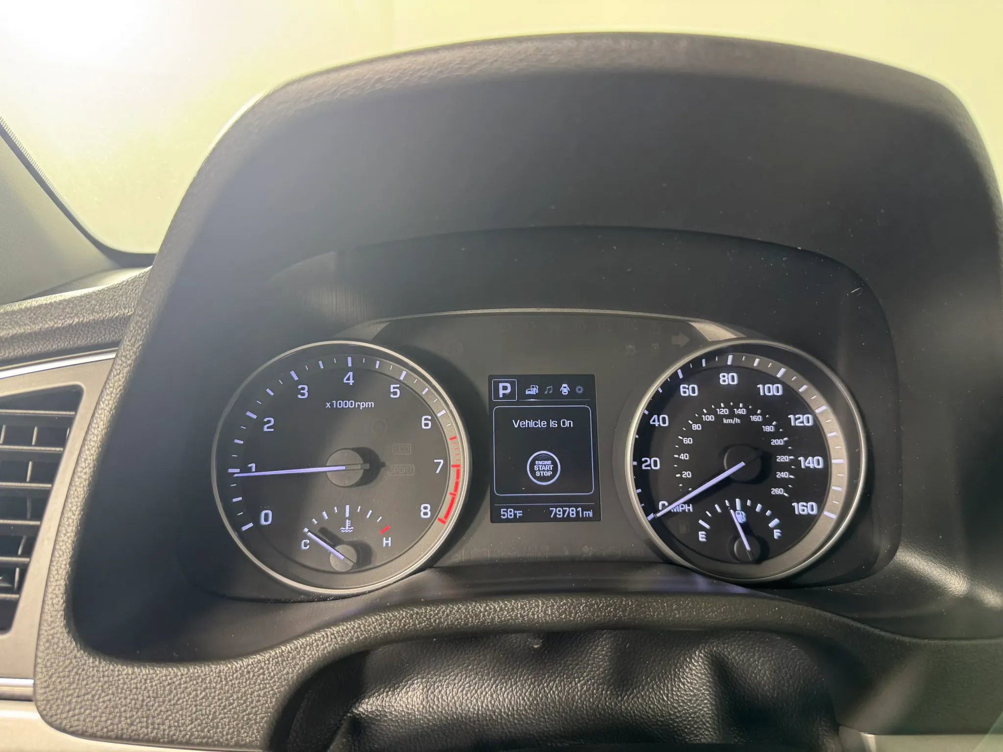 Used 2017 Hyundai Elantra Limited FWD image 14