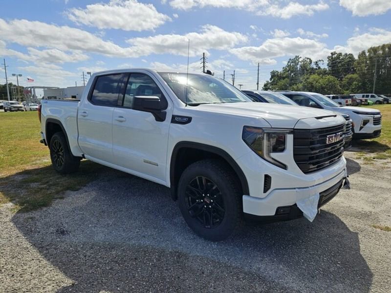 New 2026 GMC Sierra 1500 Elevation image 1