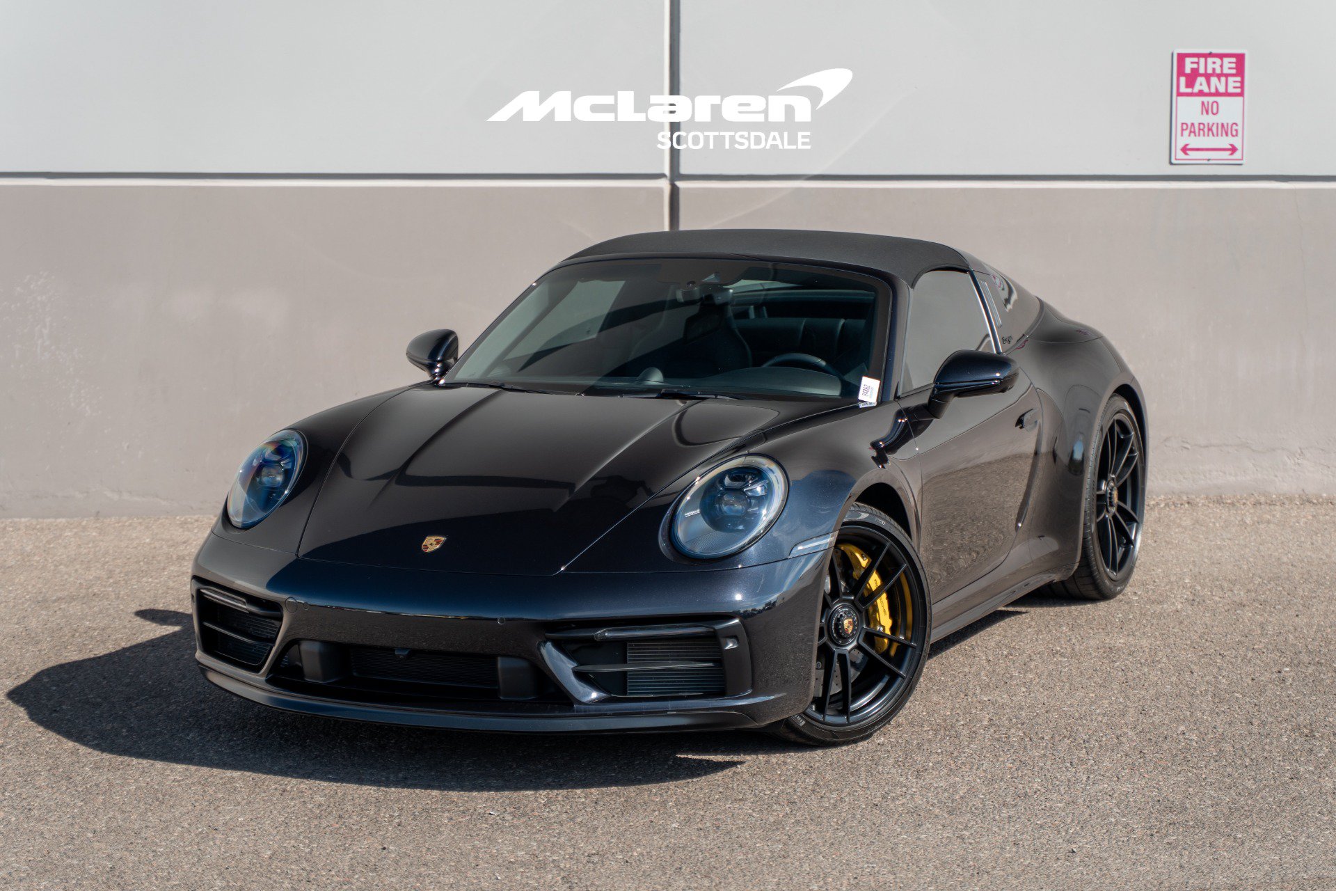 Used 2024 Porsche 911 Targa 4 GTS w/ Premium Package AWD/4WD image 2