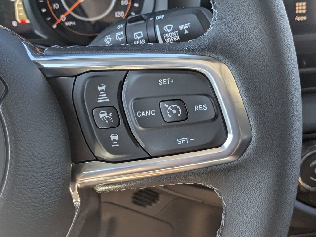 Used 2026 Jeep Wrangler Unlimited Sahara w/ Safety Group AWD/4WD image 16