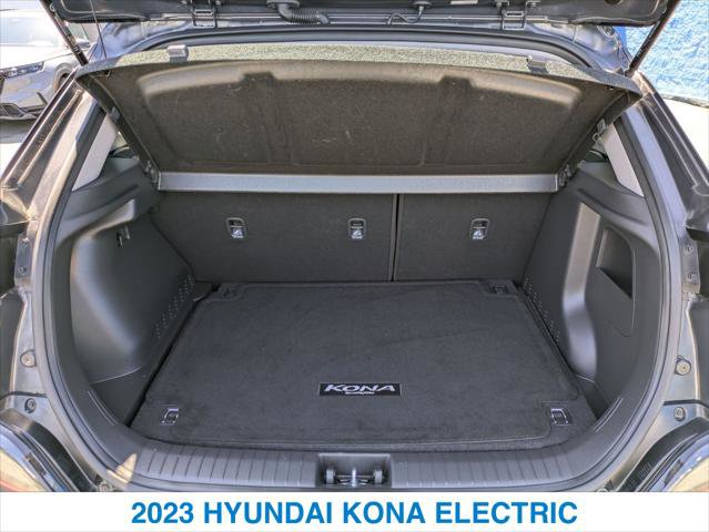 Used 2023 Hyundai Kona SE FWD image 23
