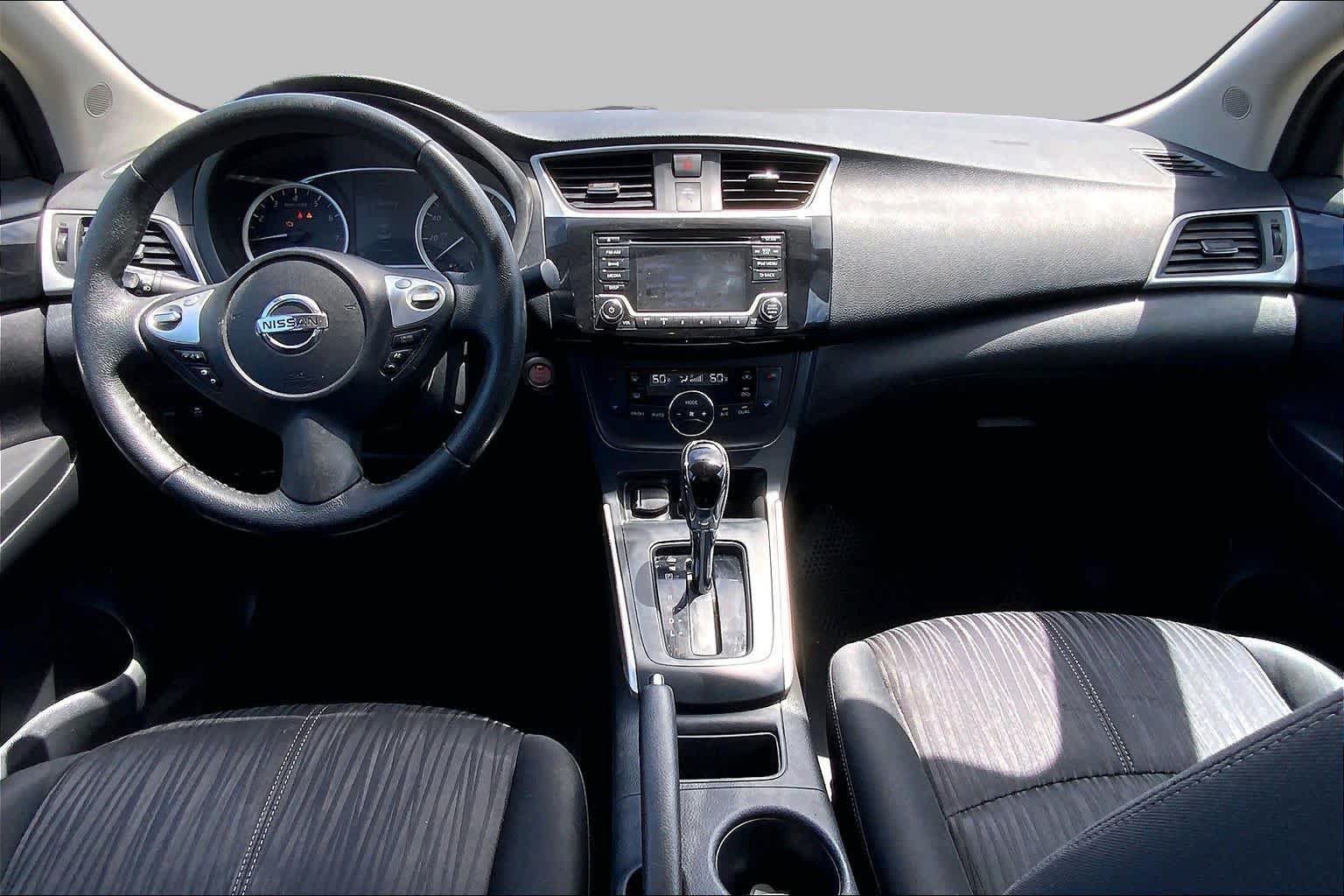 Used 2018 Nissan Sentra SV FWD image 13