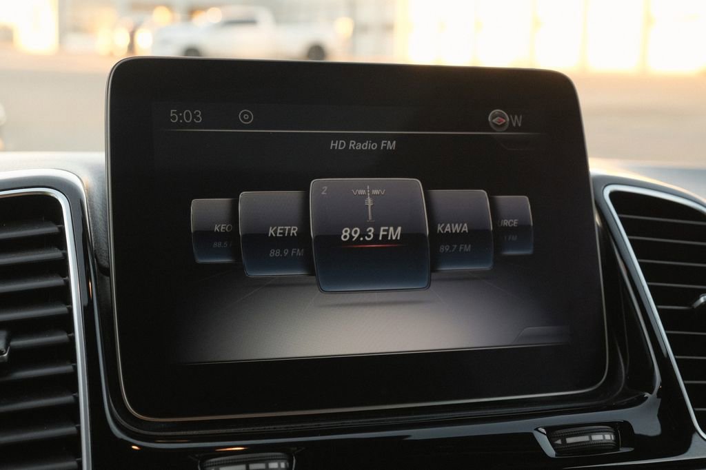 Used 2018 Mercedes-Benz GLE 350 image 32