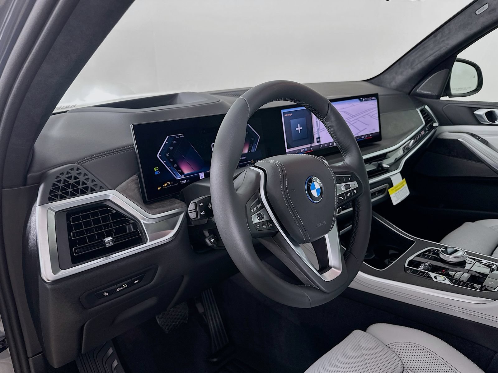 New 2026 BMW X5 xDrive50e w/ Executive Package AWD/4WD image 31