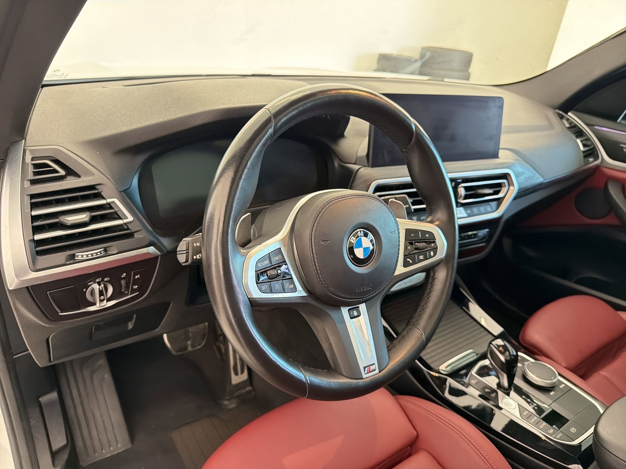 Certified 2024 BMW X3 xDrive30i w/ Premium Package AWD/4WD image 4