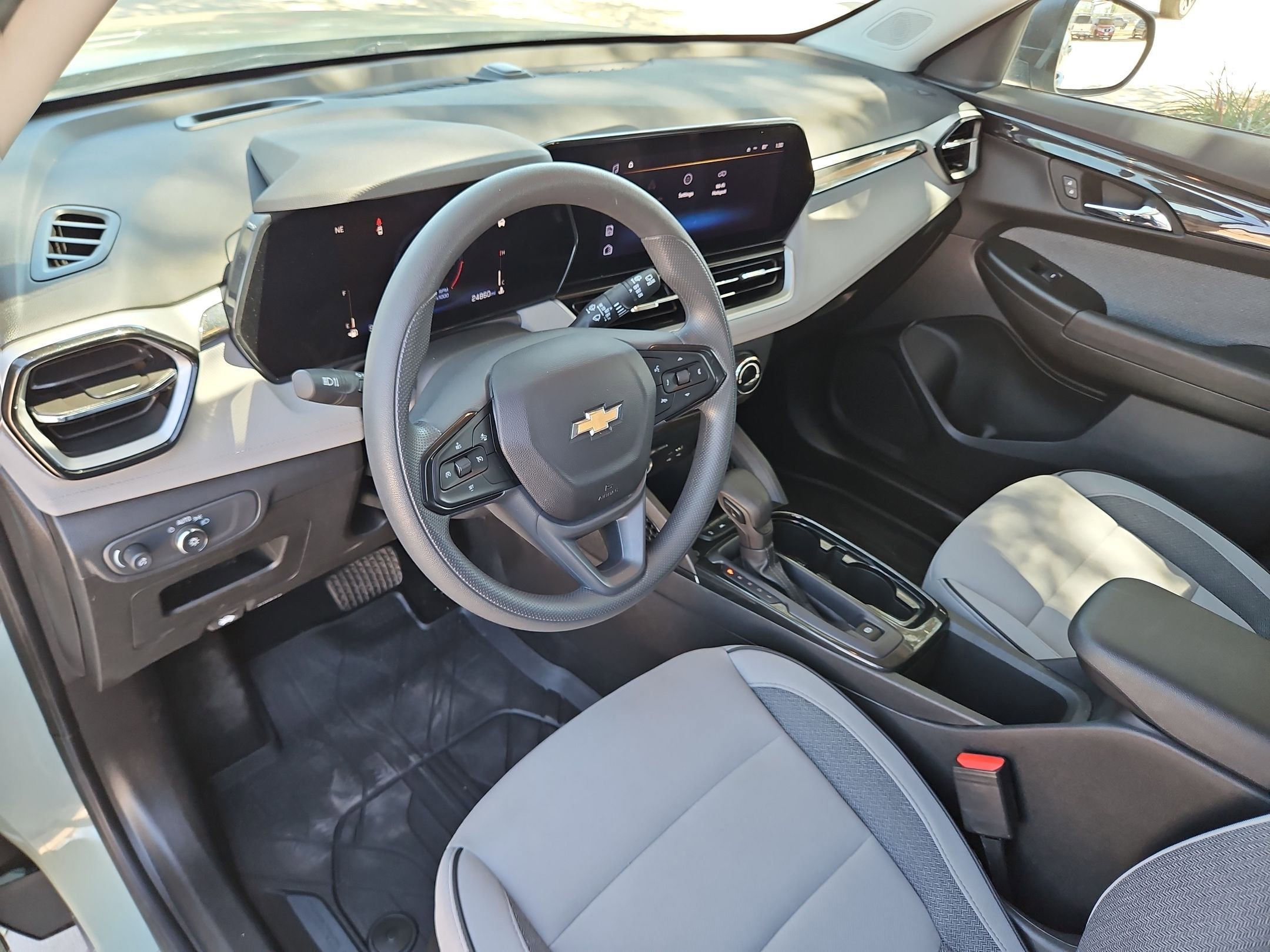 Certified 2025 Chevrolet TrailBlazer LS w/ LS Convenience Package image 10