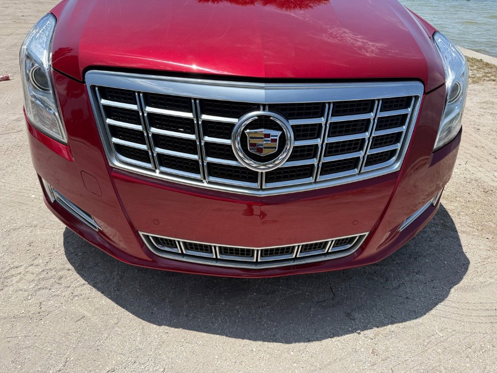 Used 2015 Cadillac XTS Luxury w/ Driver Awareness Package FWD image 12