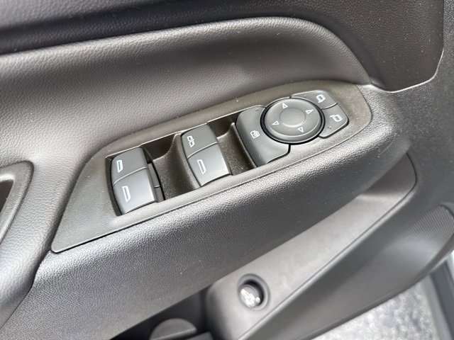 Used 2023 Chevrolet Equinox LT image 10