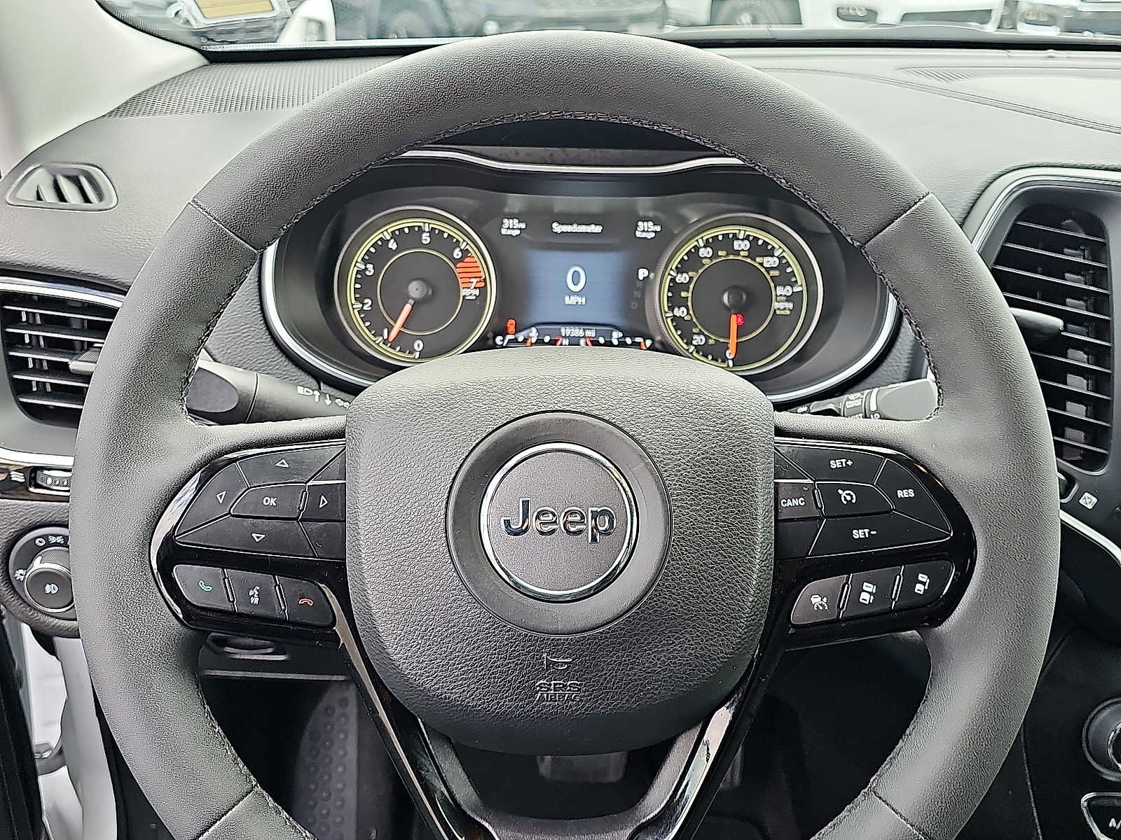 Used 2023 Jeep Cherokee Altitude Lux image 20