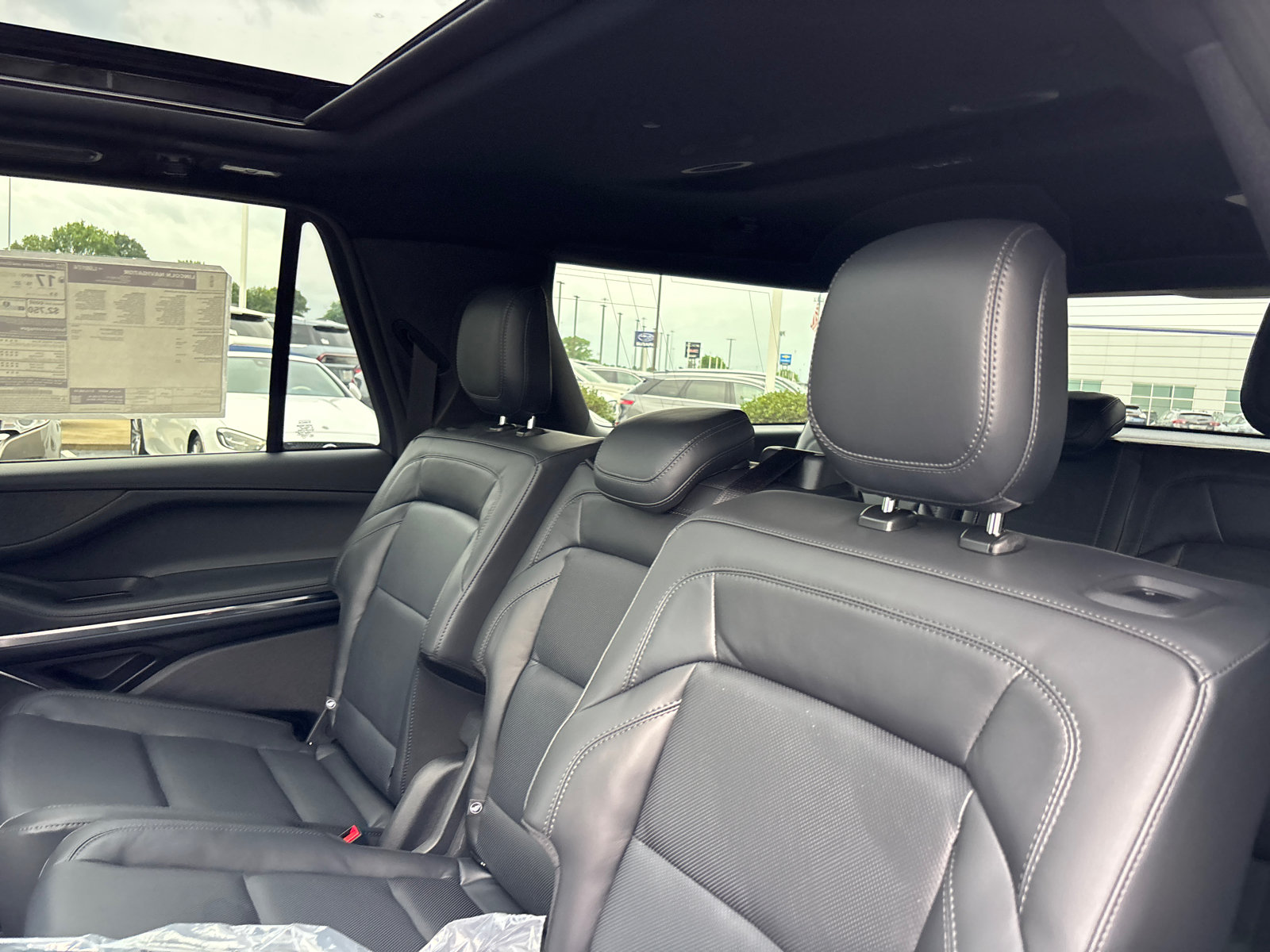 New 2027 Lincoln Navigator L Reserve w/ Jet Appearance Package AWD/4WD image 26
